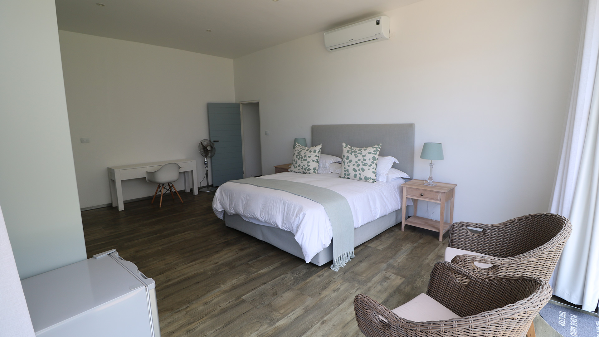 Garden Suite Gallery